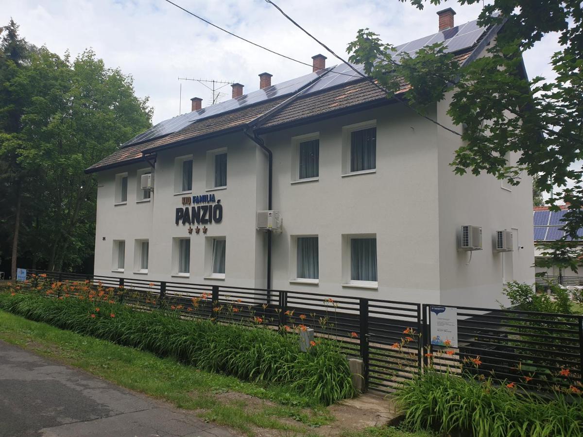 Kid Família Panzió Balatonszárszó Acomodação com café da manhã Exterior foto